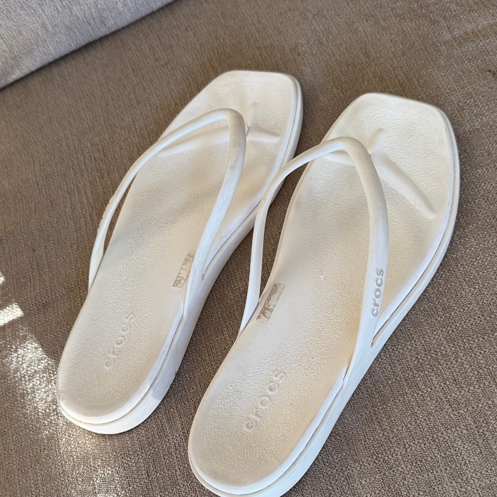 CROCS Women's White Sandals